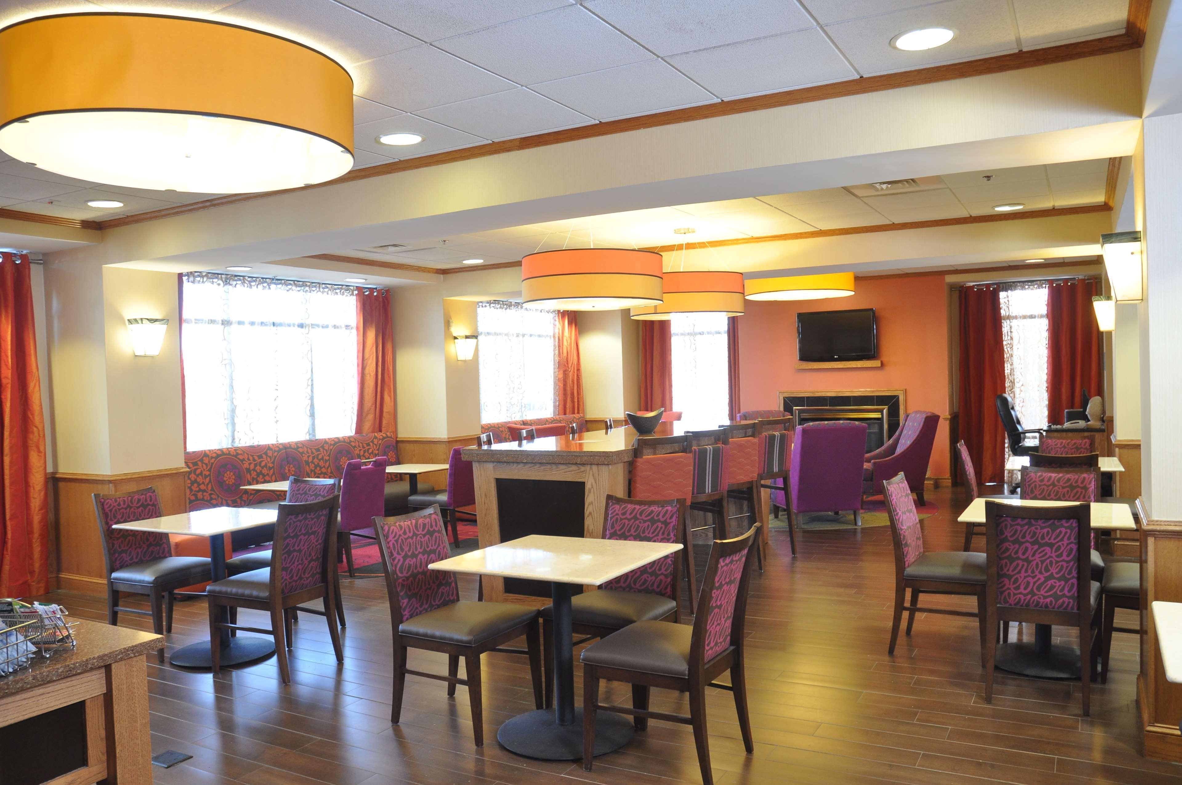 Hampton Hotel 3*