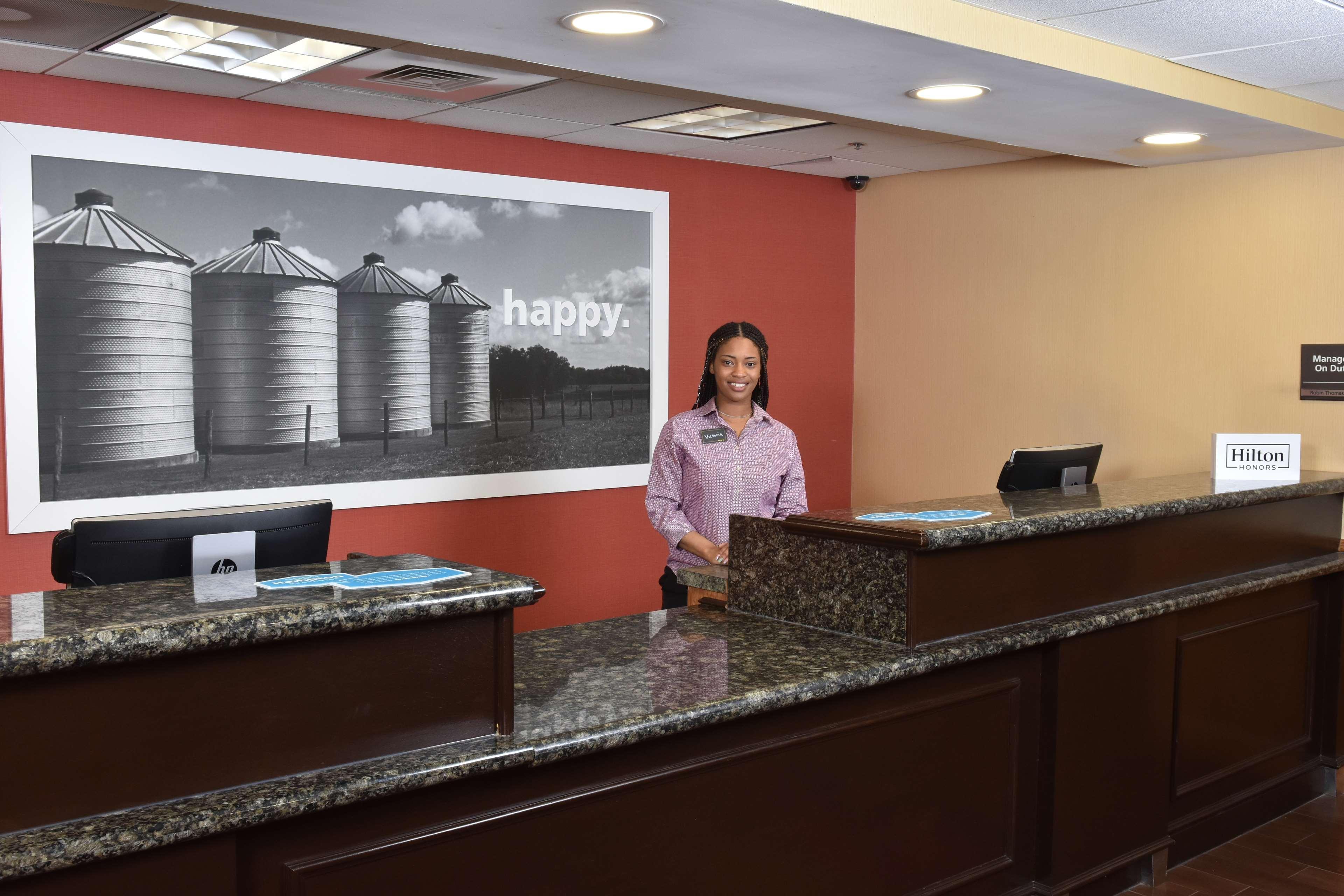 Hampton Hotel 3*