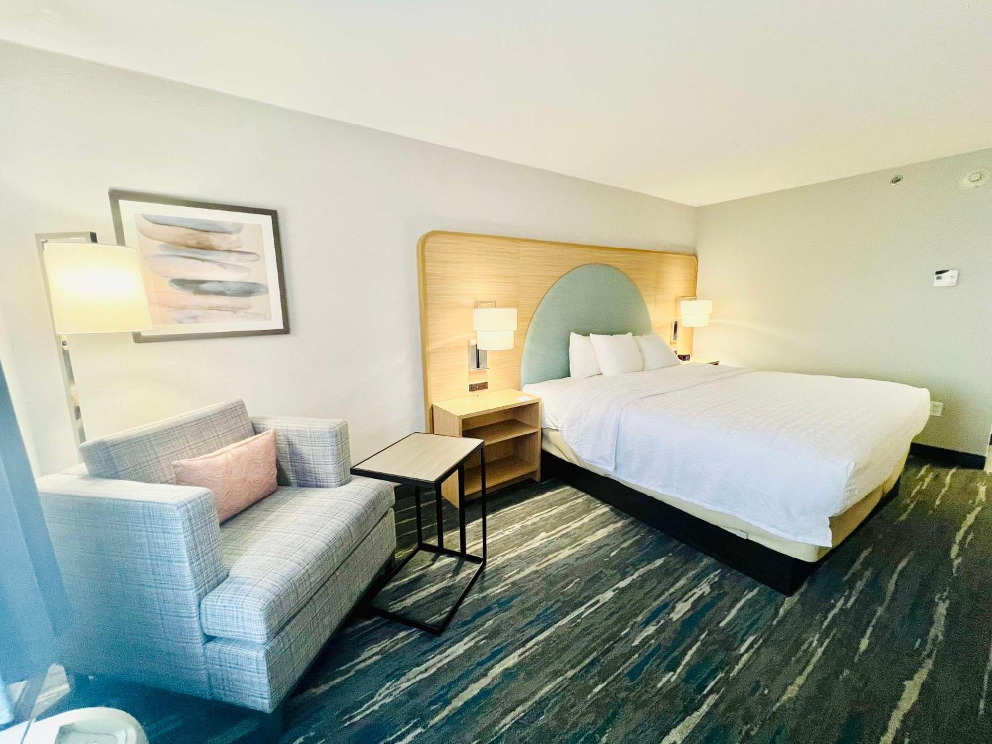 Hotel Hampton