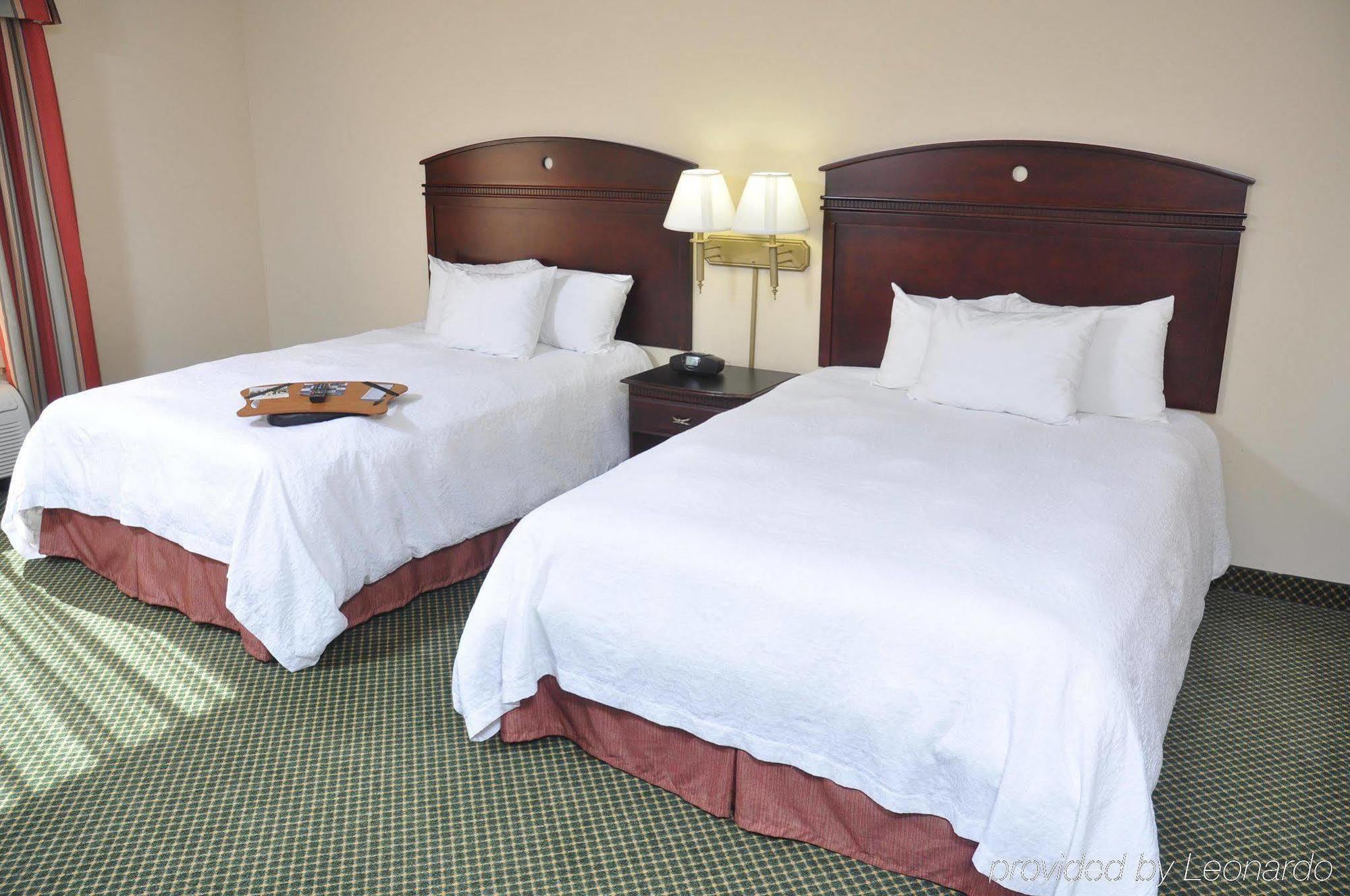 Hotel Hampton 3*