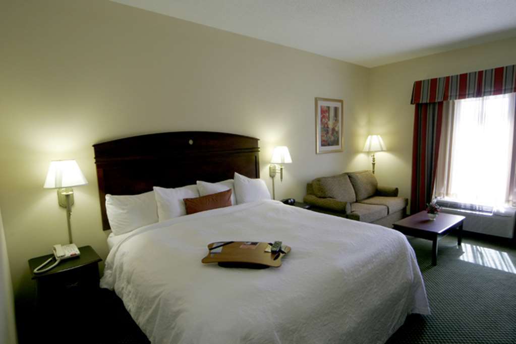 Hampton 3*